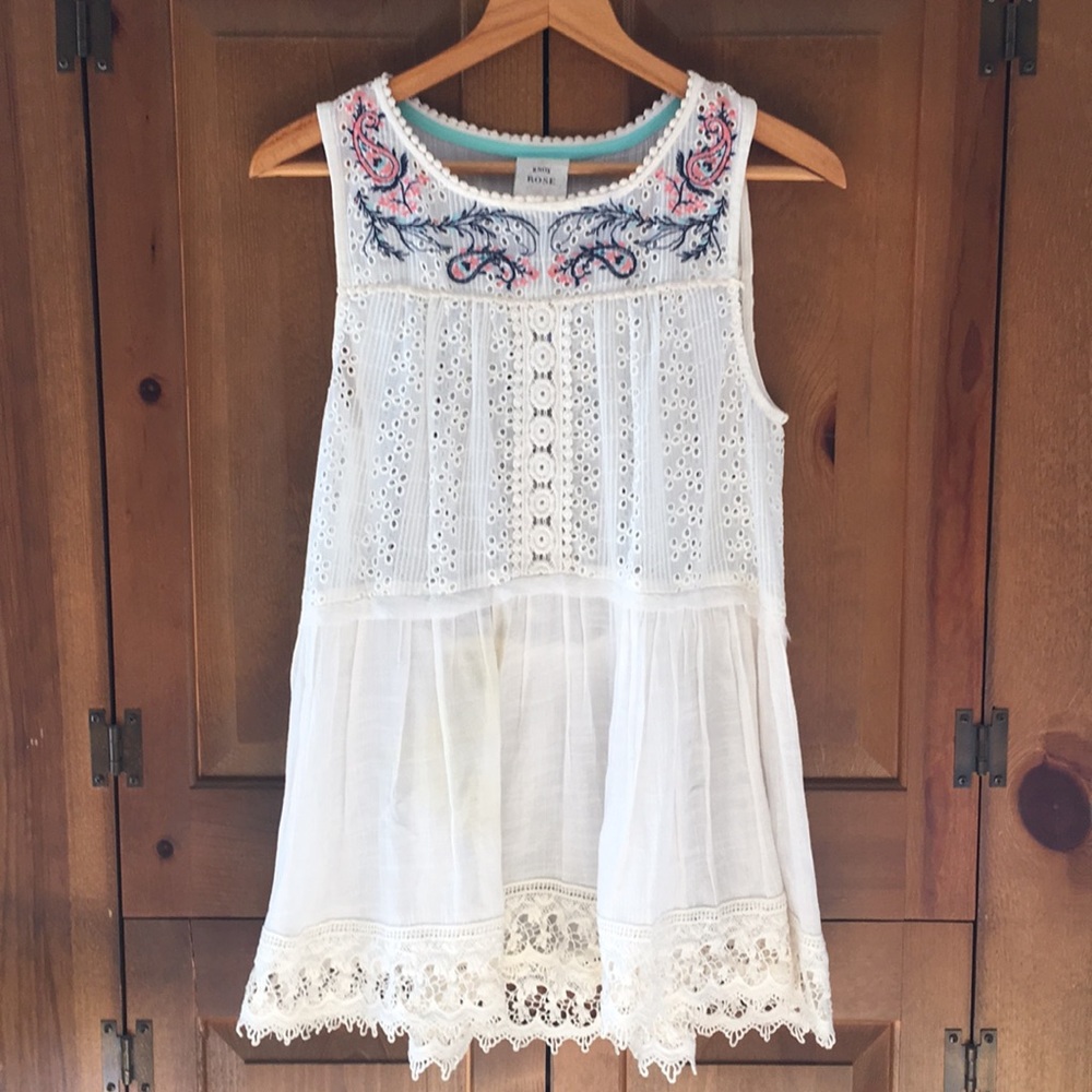 Knox Rose eyelet tunic